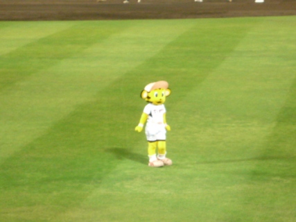 2009_04_30.koshien.stadium.6.jpg